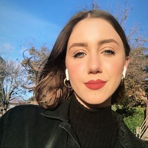 Meet your Posher, Seanna